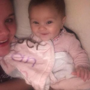 Meet your Posher, Emeri